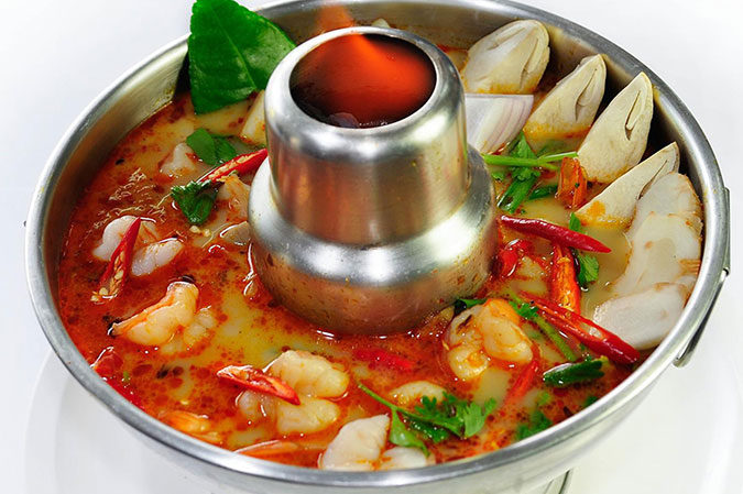 海老の辛酸スープ｜天神橋 タイ料理 ジュノー