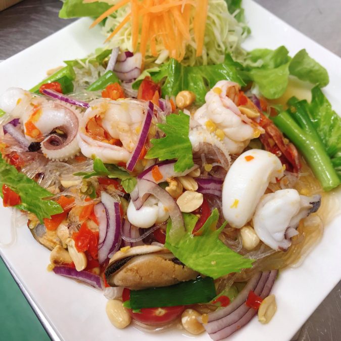 ยำวุ้นเส้นทะเล｜ヤムウンセンタレー｜春雨のシーフードサラダ｜Spicy Glass Noodle Salad With Seafoods